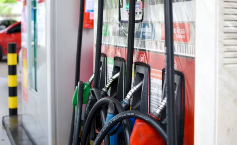 Estados aumentam ICMS sobre gasolina em R$ 0,10 por litro a partir de fevereiro;