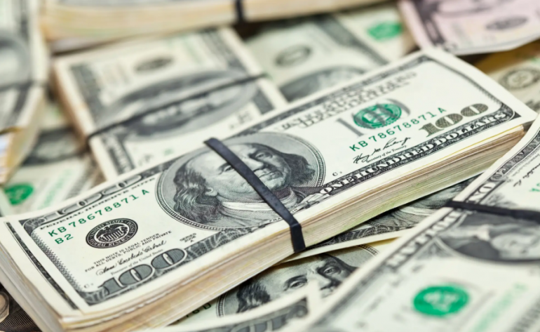 Dólar hoje tem leve alta à espera de coletiva do BC e dados de trabalho nos EUA