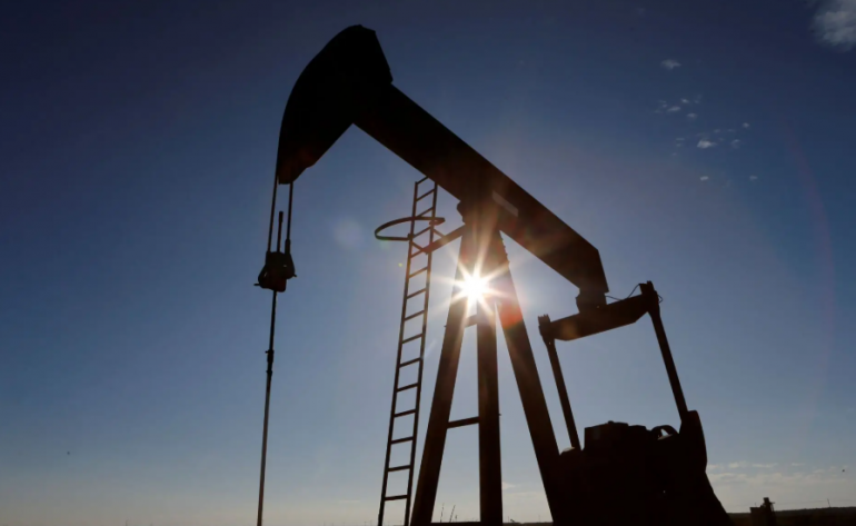 Petróleo cai mais de 4%, após relato de que Irã pode reduzir hostilidade com Israel