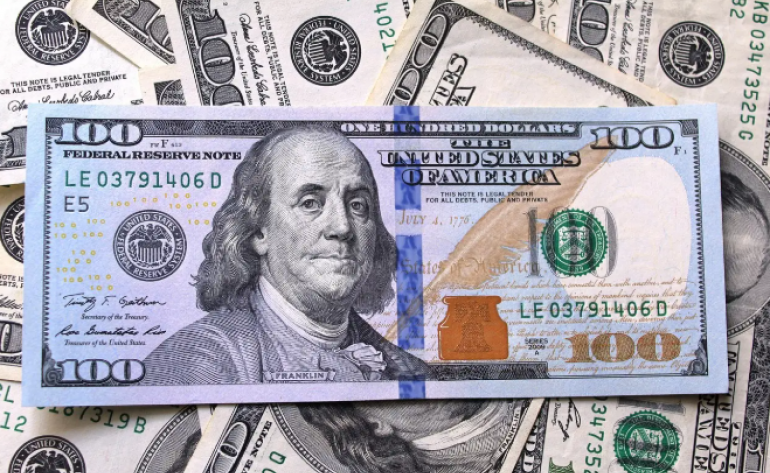 Dólar hoje recua com expectativa pelo discurso de Powell