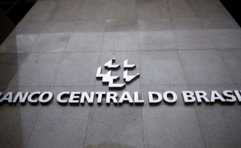 BC reforça segurança do Pix e limita em R$ 15 mil operações para algumas instituições