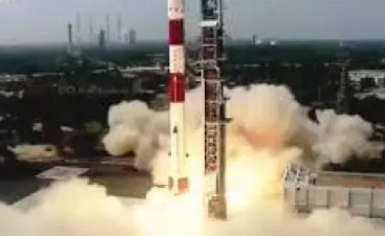 Falha em foguete indiano derruba missão e leva à perda de cinco satélites brasileiros