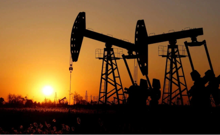 Petróleo cai mais de 4% após trégua entre EUA e Irã