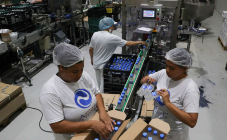 Faturamento da indústria cai 3,5% em agosto, informa CNI