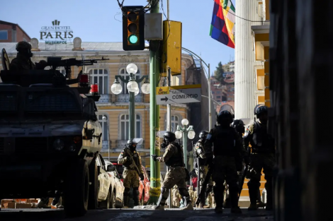 Bolívia prende militares após tentativa de golpe de Estado