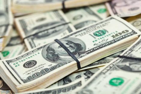Dólar hoje avança com dados e tarifas dos EUA em foco