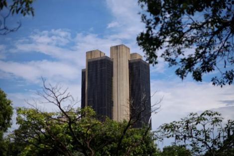 BC diz que entrou em novo estágio da Selic, após choque de juros e de olho no fiscal