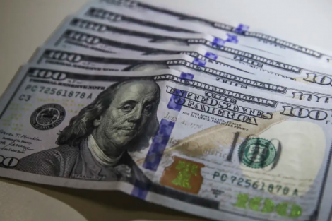 Dólar hoje recua a R$ 5,20 antes de falas de Galípolo