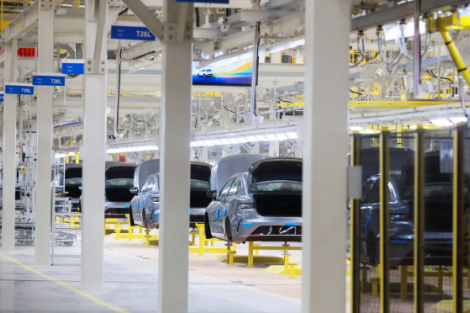 Confiança da indústria do Brasil melhora em fevereiro pelo 3º mês