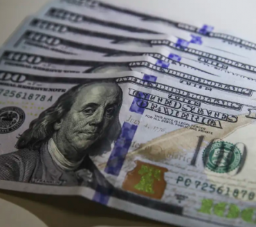 Dólar hoje recua a R$ 5,20 antes de falas de Galípolo