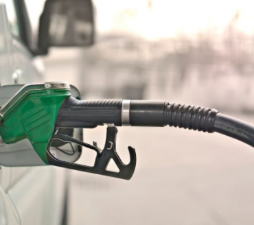 Governo já tem data para definir se aumenta mistura de etanol na gasolina, diz ministro