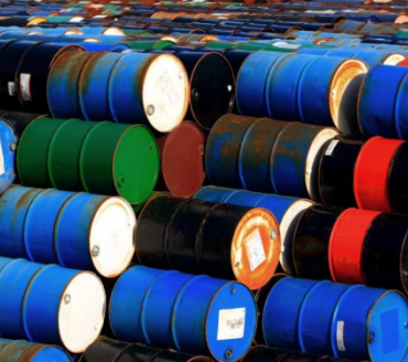 Petróleo salta 5% e atinge maior nível em três semanas com ameaça de bloqueio em Ormuz